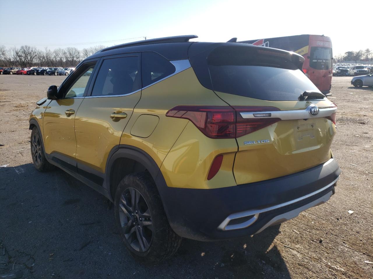 Photo 3 from auction – 2021 KIA SELTOS S with VIN KNDEUCAA4M7127897