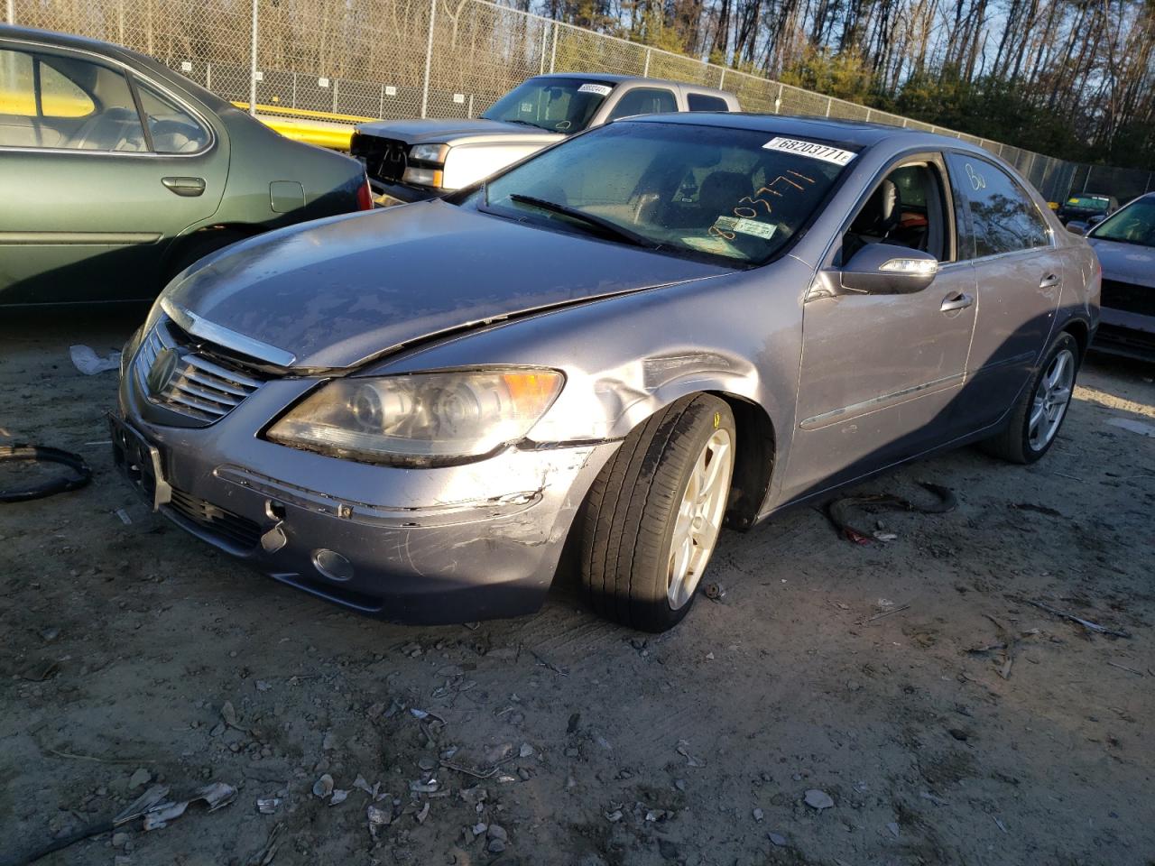 Photo 2 from auction – 2006 ACURA RL with VIN JH4KB16576C004886