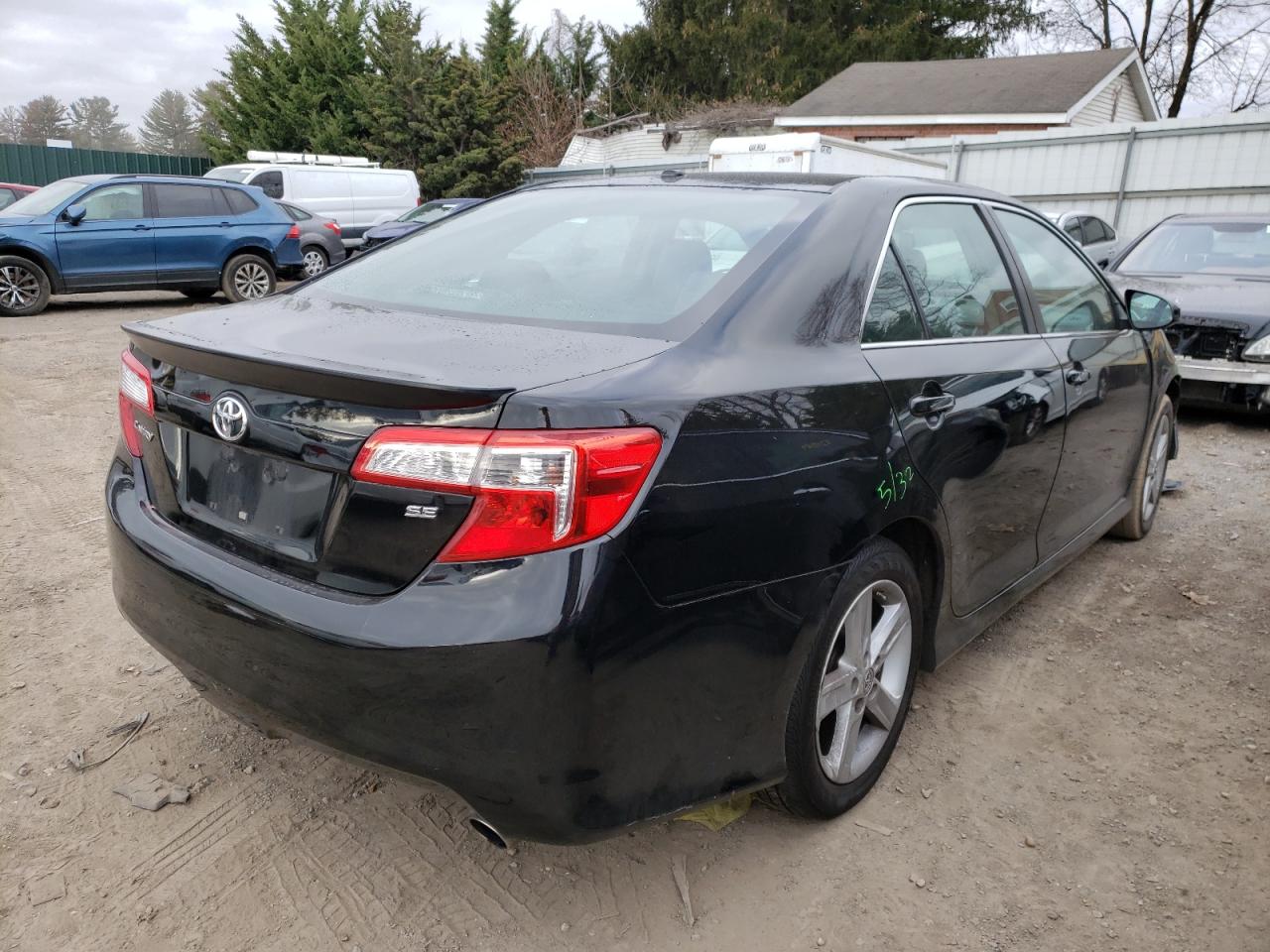 Photo 4 from auction – 2012 TOYOTA CAMRY BASE with VIN 4T1BF1FK6CU611942