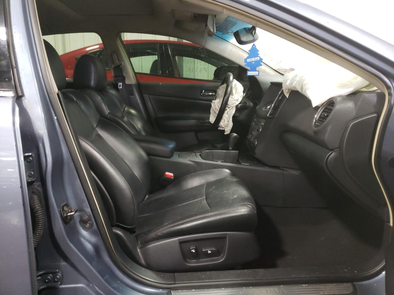 Photo 5 from auction – 2010 NISSAN MAXIMA S with VIN 1N4AA5AP3AC826891