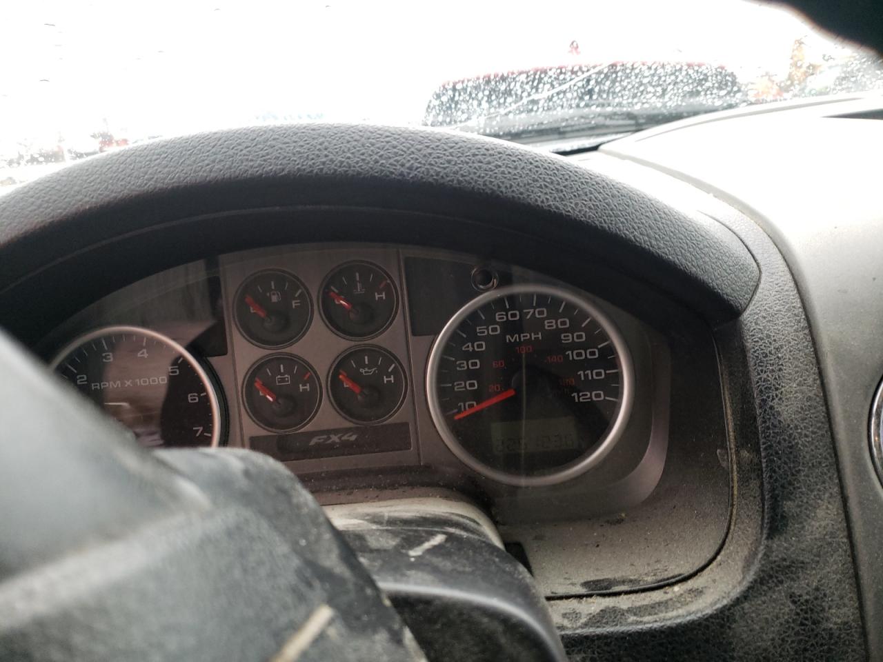 Photo 8 from auction – 2004 FORD F150 SUPER with VIN 1FTPW145X4KD62260