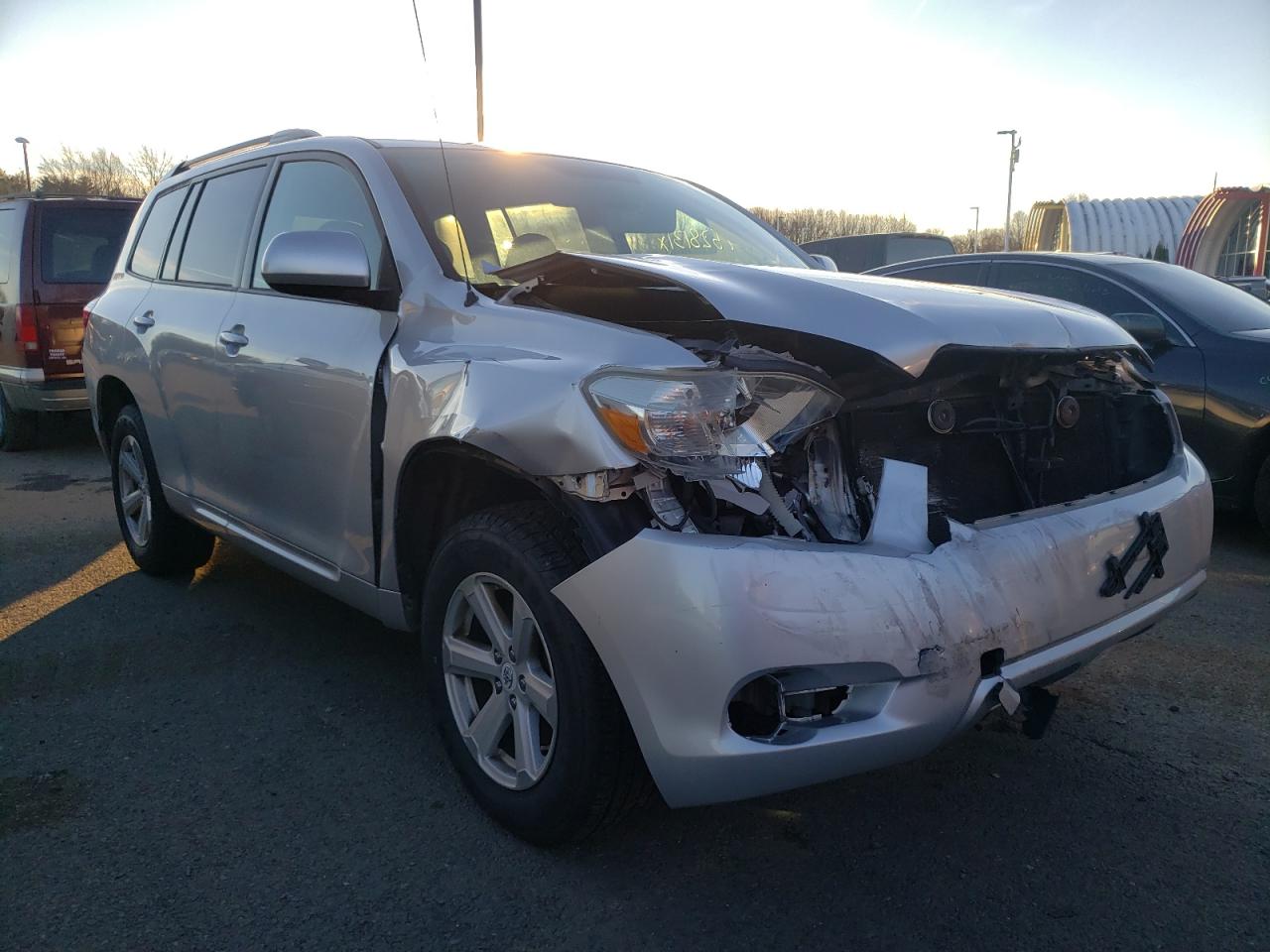 TOYOTA HIGHLANDER 2010 with VIN 5TDBK3EH6AS025616 - Photo from auction