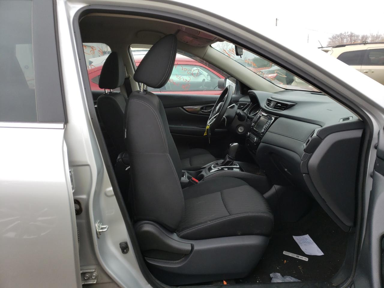 Photo 5 from auction – 2018 NISSAN ROGUE S with VIN KNMAT2MTXJP587246