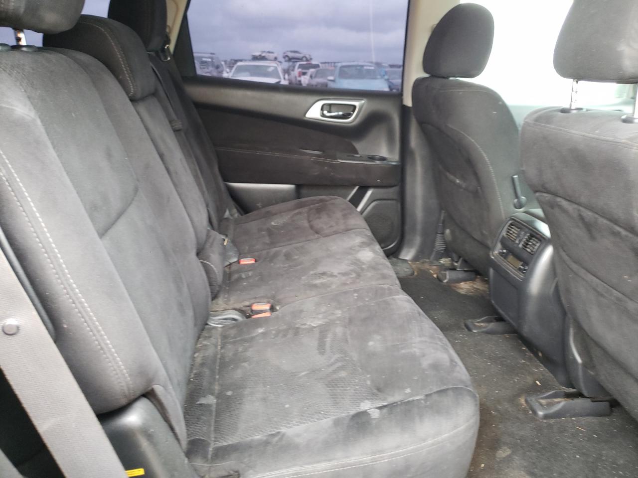 Photo 6 from auction – 2014 NISSAN PATHFINDER with VIN 5N1AR2MN9EC612517