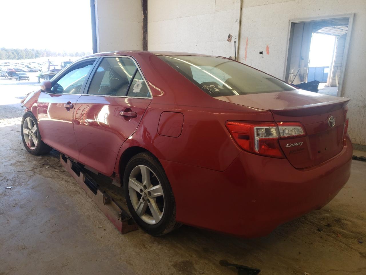 Photo 3 from auction – 2012 TOYOTA CAMRY BASE with VIN 4T1BF1FK8CU591662