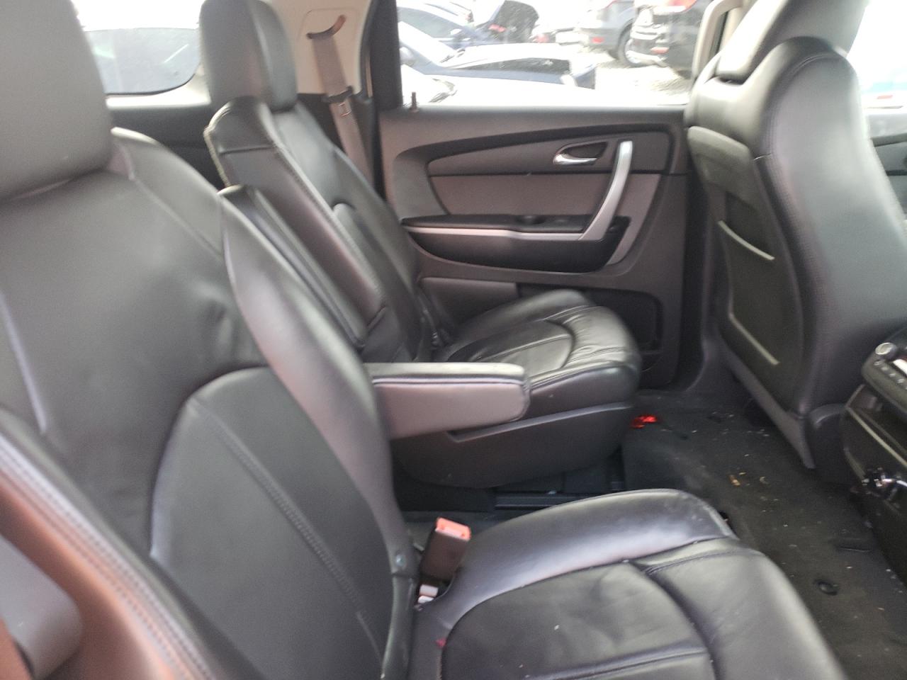 Photo 5 from auction – 2012 GMC ACADIA SLT with VIN 1GKKVRED0CJ380423