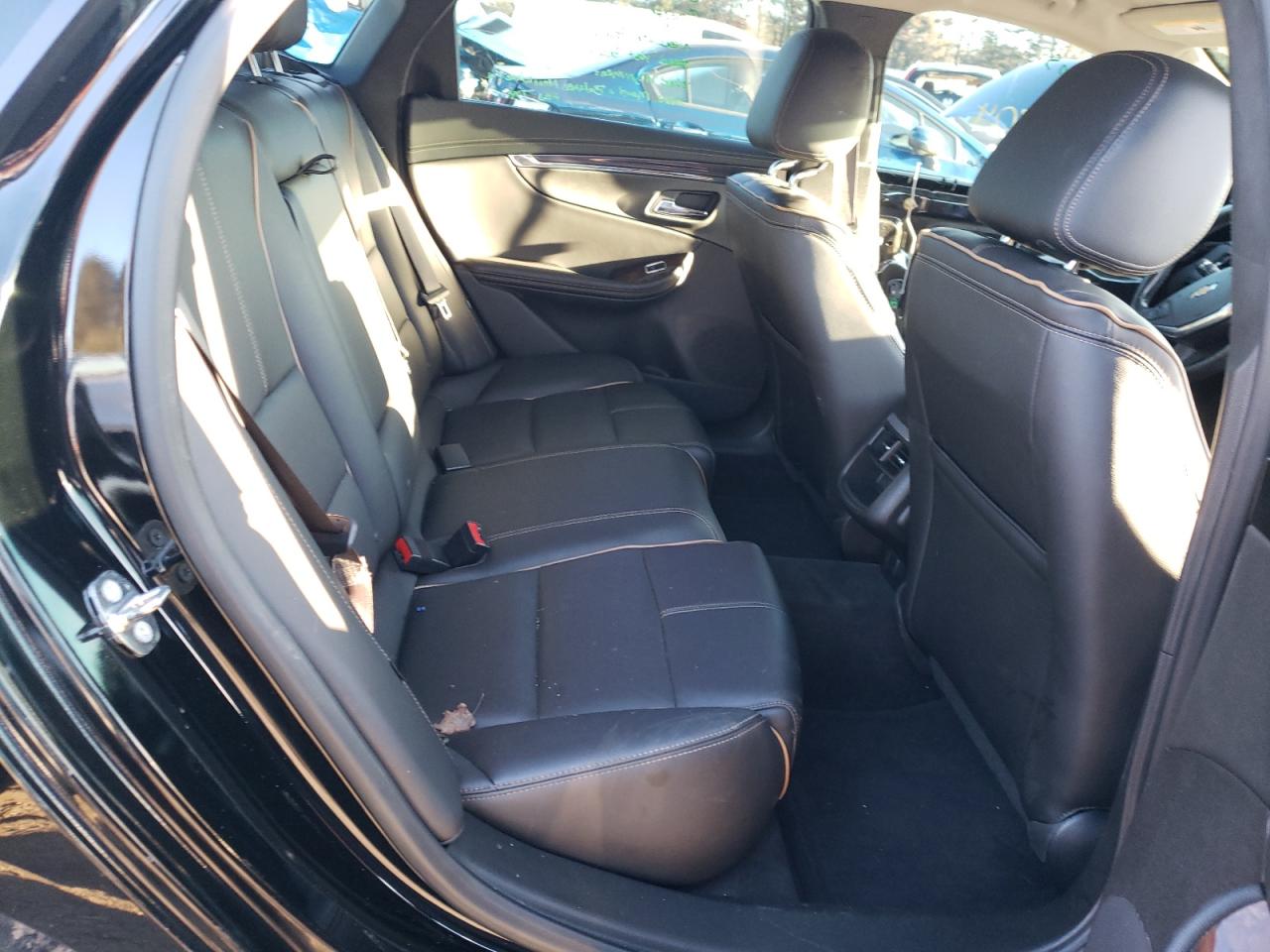 Photo 6 from auction – 2015 CHEVROLET IMPALA LTZ with VIN 2G1165S38F9102855