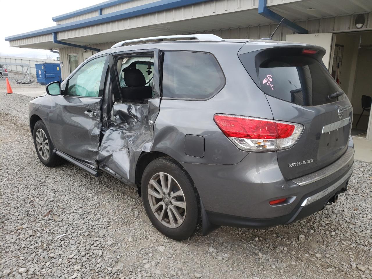 Photo 3 from auction – 2016 NISSAN PATHFINDER with VIN 5N1AR2MM3GC613902