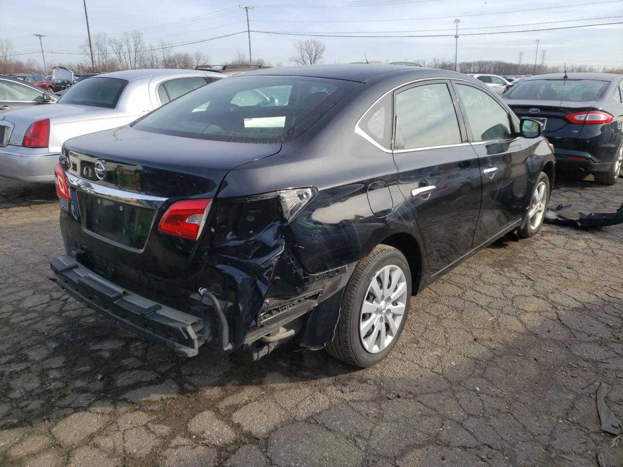 Photo 4 from auction – 2019 NISSAN SENTRA S with VIN 3N1AB7AP4KY215847