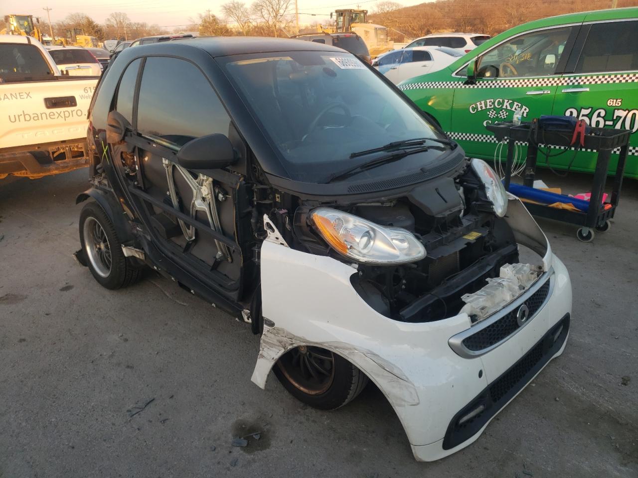 SMART FORTWO PUR 2015 with VIN WMEEJ3BAXFK820899 - Photo from auction