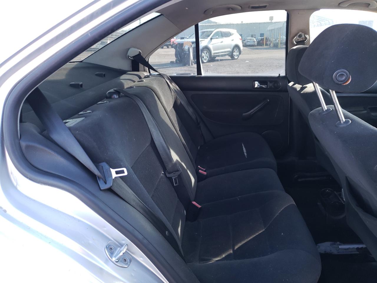 Photo 6 from auction – 2002 VOLKSWAGEN JETTA GLS with VIN 3VWSE69M12M056948