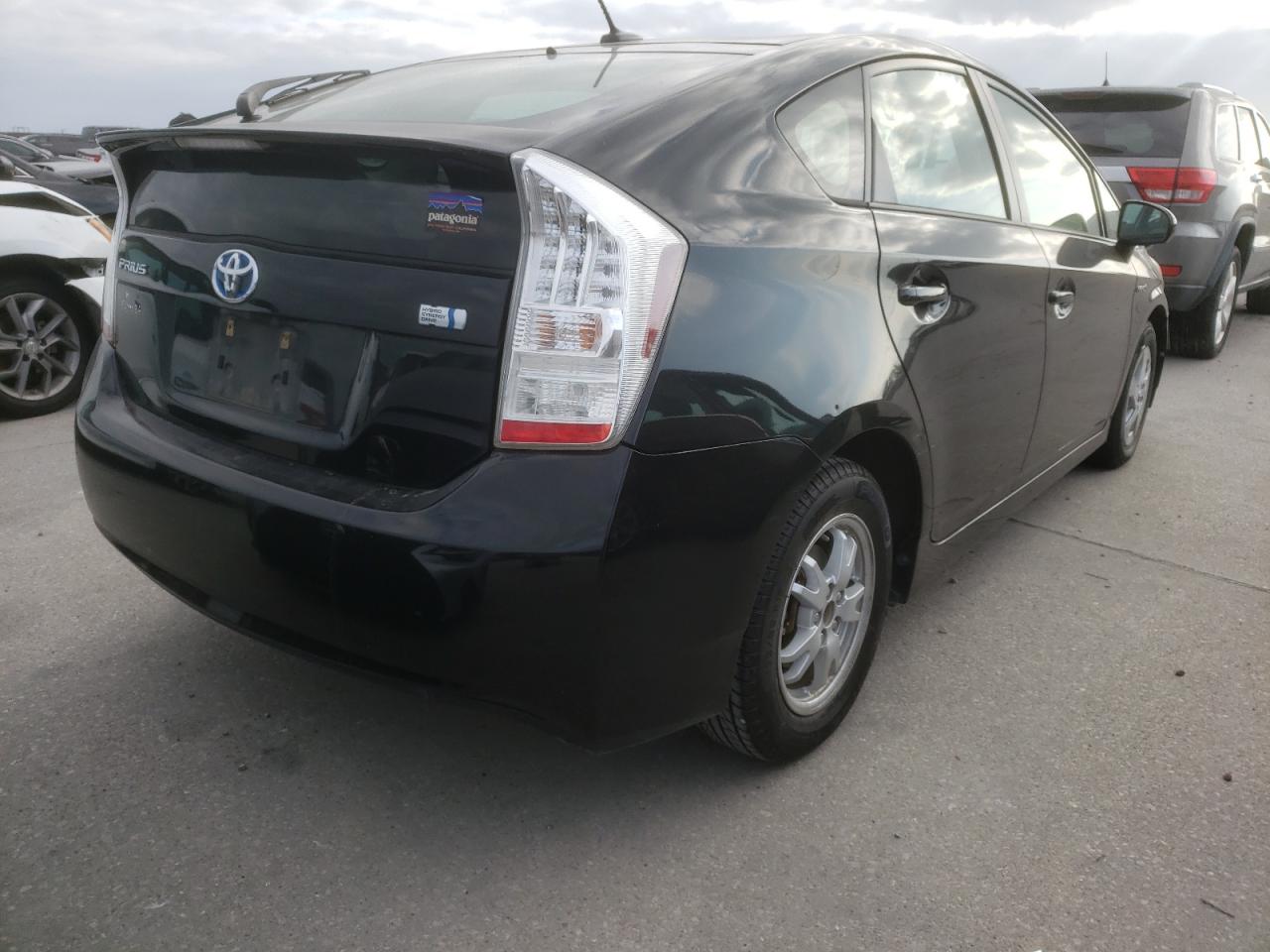 Photo 4 from auction – 2011 TOYOTA PRIUS with VIN JTDKN3DU3B5331783