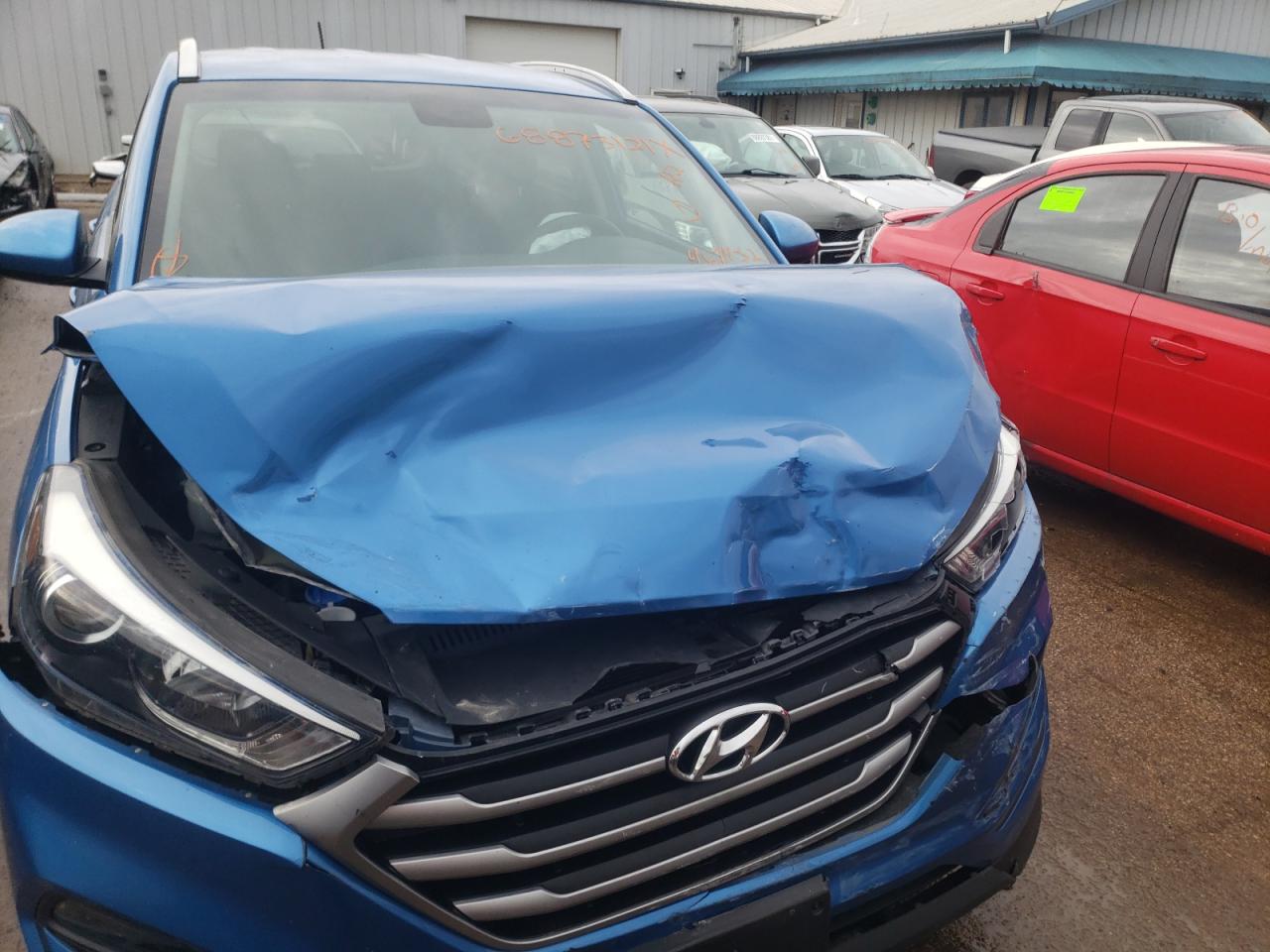 Photo 9 from auction – 2017 HYUNDAI TUCSON LIM with VIN KM8J33A42HU467452