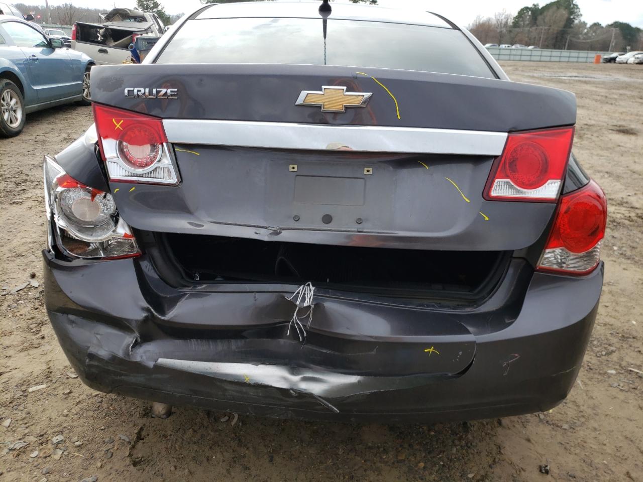 Photo 9 from auction – 2011 CHEVROLET CRUZE LS with VIN 1G1PC5SH8B7197797