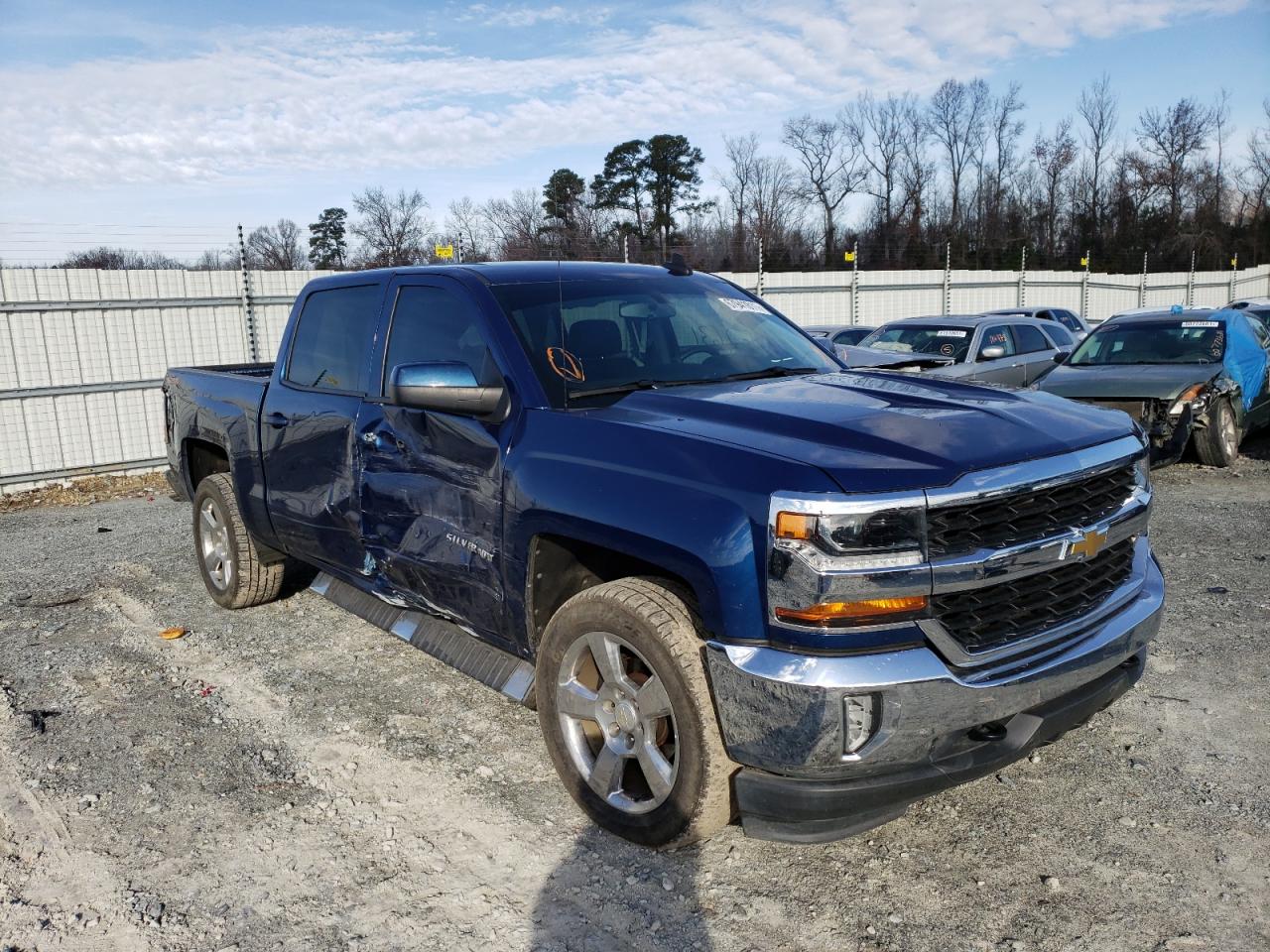 Photo 9 from auction – 2017 CHEVROLET SILVERADO with VIN 3GCUKREC6HG328520