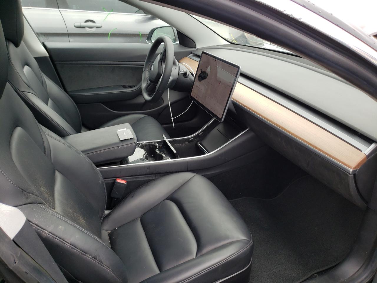 Photo 5 from auction – 2019 TESLA MODEL 3 with VIN 5YJ3E1EB7KF451607