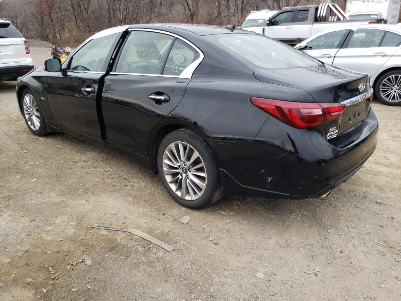 Photo 3 from auction – 2018 INFINITI Q50 LUXE with VIN JN1EV7AR3JM433452