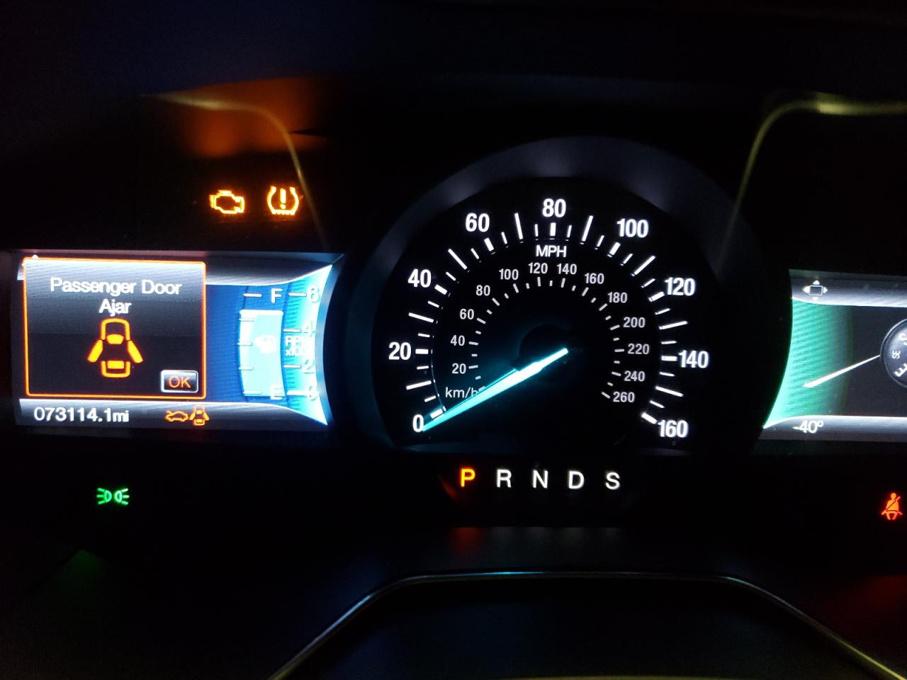 Photo 8 from auction – 2015 FORD FUSION SE with VIN 3FA6P0H98FR136772