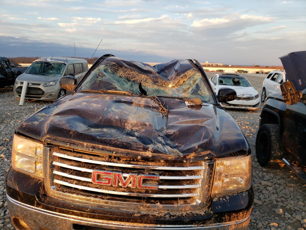 Photo 9 from auction – 2011 GMC SIERRA K15 with VIN 3GTP2VE3XBG126812