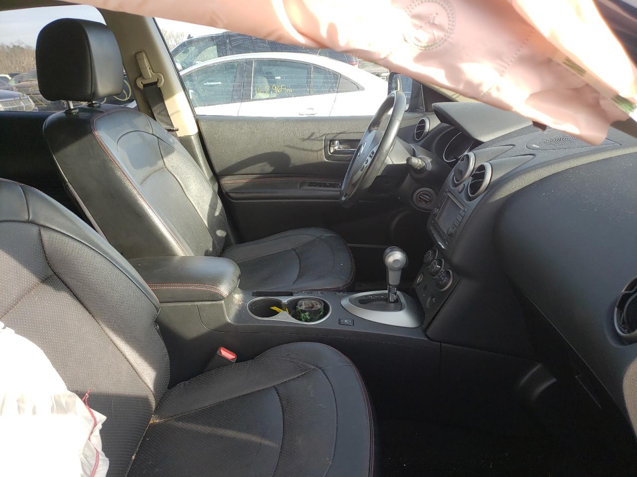 Photo 5 from auction – 2012 NISSAN ROGUE S with VIN JN8AS5MVXCW366247