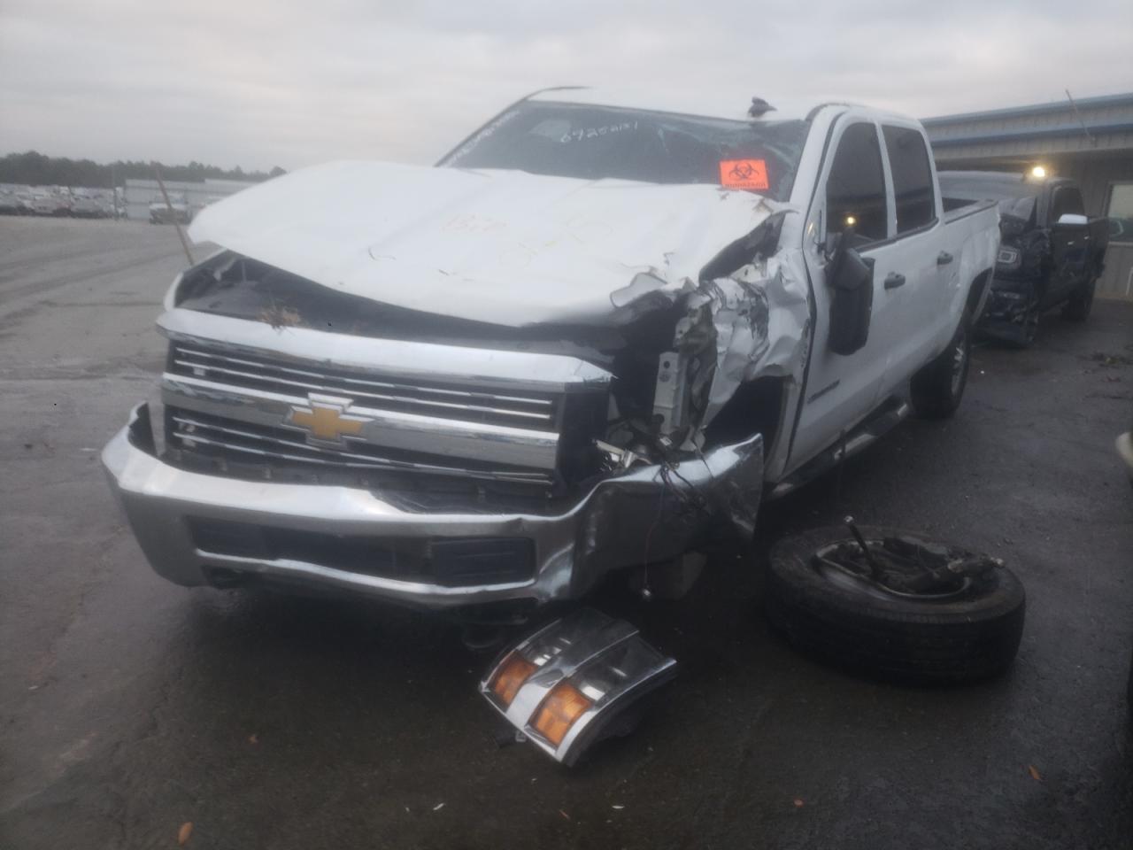 Photo 2 from auction – 2015 CHEVROLET SILVERADO with VIN 1GC1CUEG4FF590931