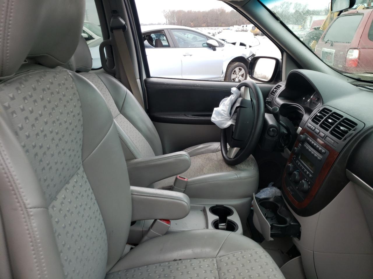 Photo 5 from auction – 2005 CHEVROLET UPLANDER L with VIN 1GNDV23L55D180832