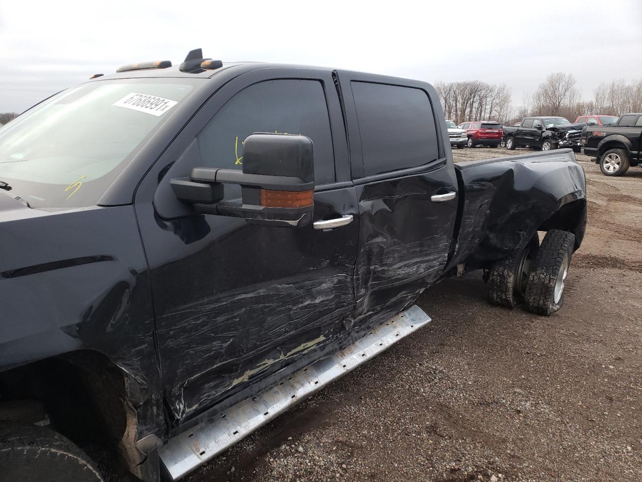 Photo 9 from auction – 2019 CHEVROLET SILVERADO with VIN 1GC4KXEY9KF195597