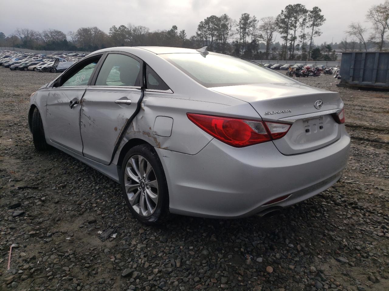 Photo 3 from auction – 2013 HYUNDAI SONATA SE with VIN 5NPEC4AC1DH782203
