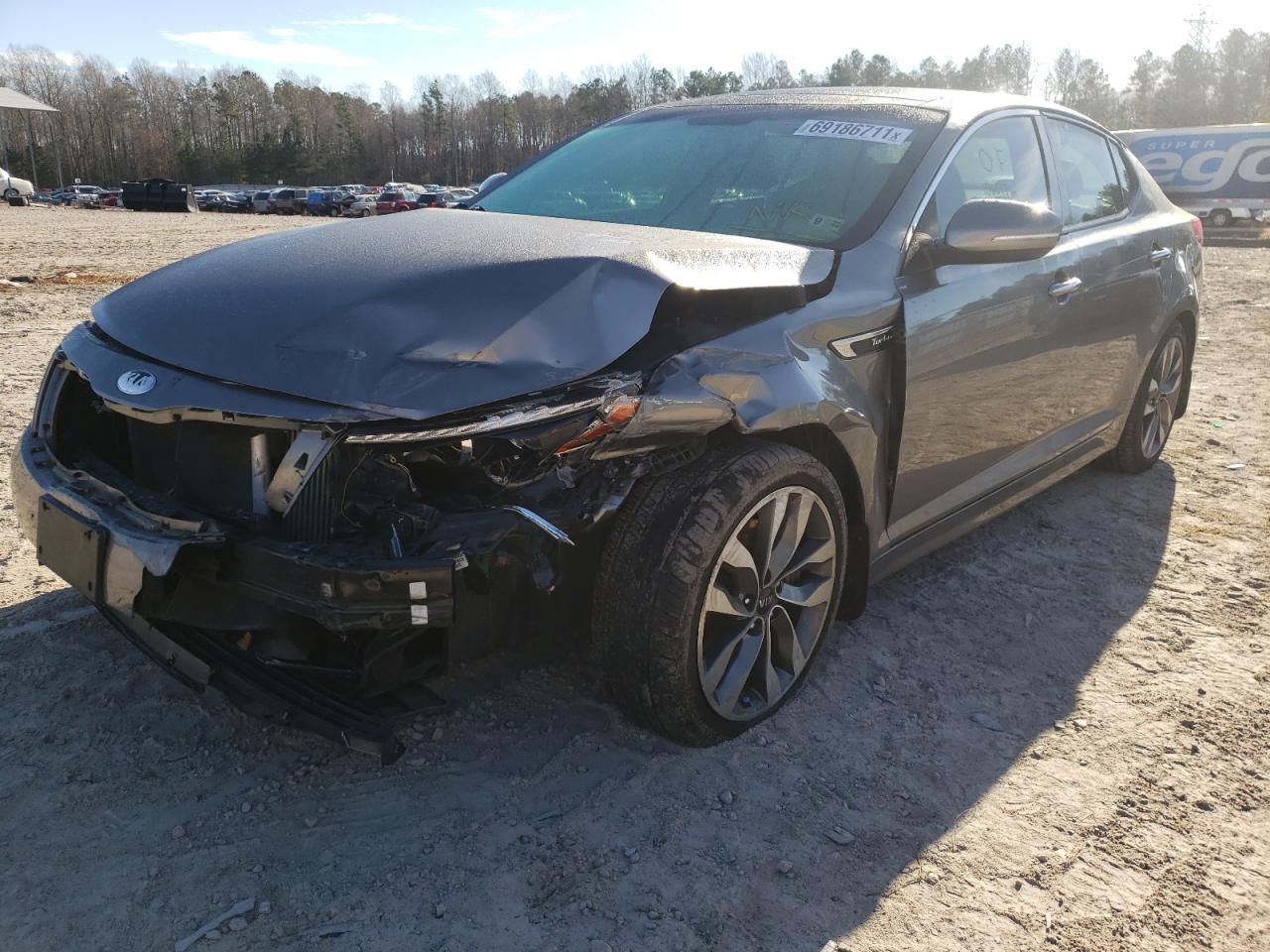 Photo 2 from auction – 2014 KIA OPTIMA SX with VIN 5XXGR4A61EG322893