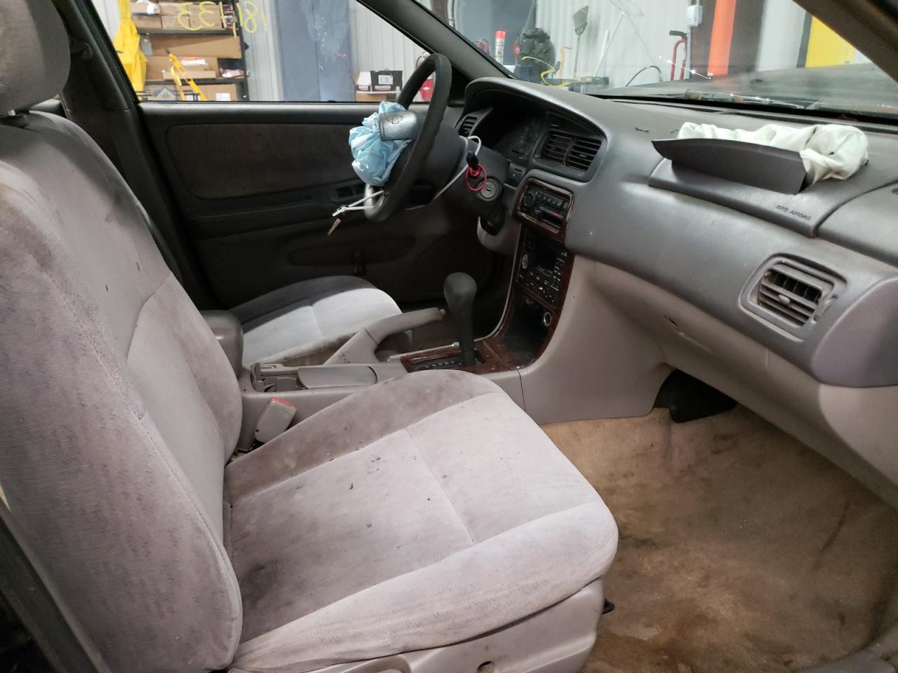Photo 5 from auction – 1998 NISSAN ALTIMA XE with VIN 1N4DL01D5WC222783