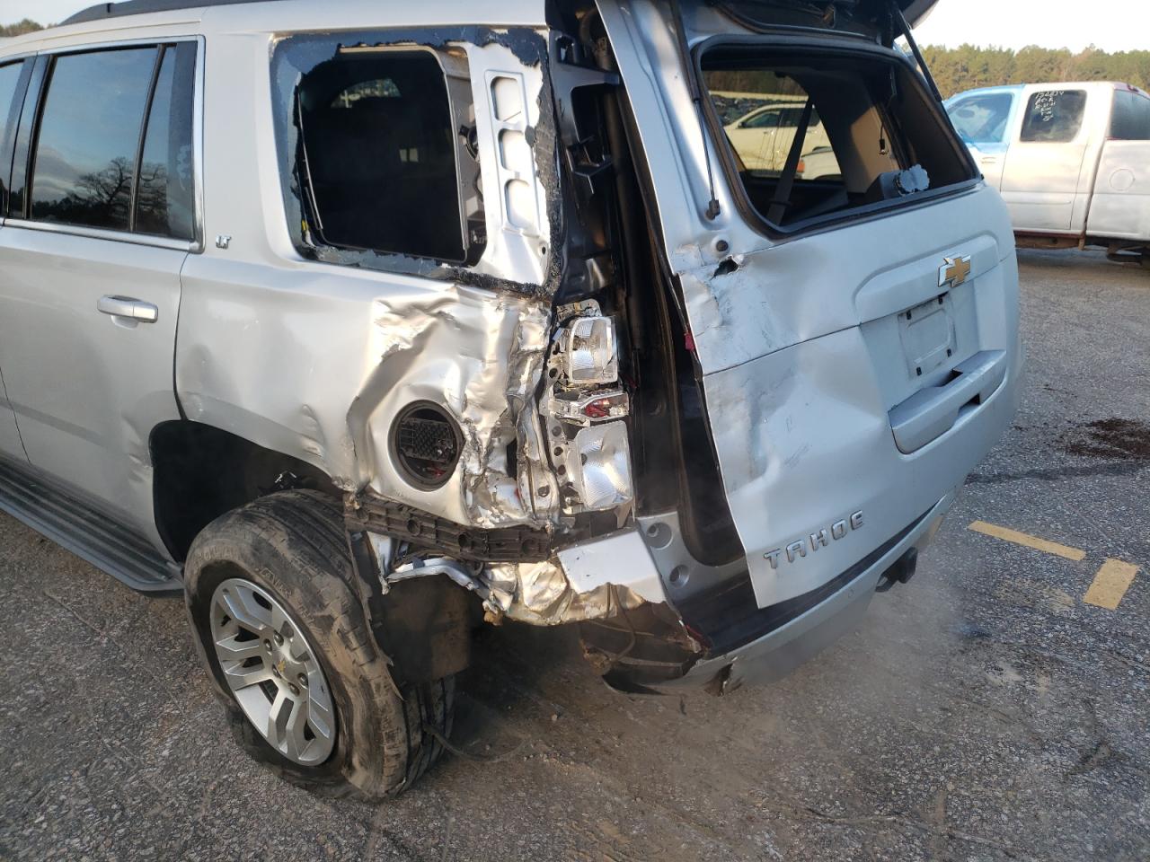 Photo 9 from auction – 2016 CHEVROLET TAHOE with VIN 1GNSCBKC8GR123500