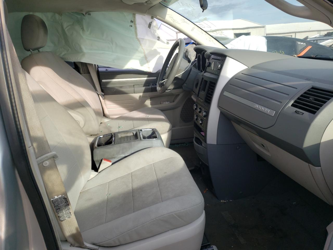 Photo 5 from auction – 2008 DODGE GRAND CARA with VIN 1D8HN54PX8B147341