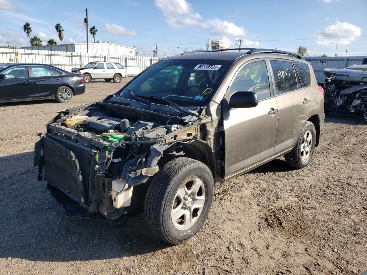 Photo 2 from auction – 2011 TOYOTA RAV4 with VIN 2T3ZF4DV9BW089181