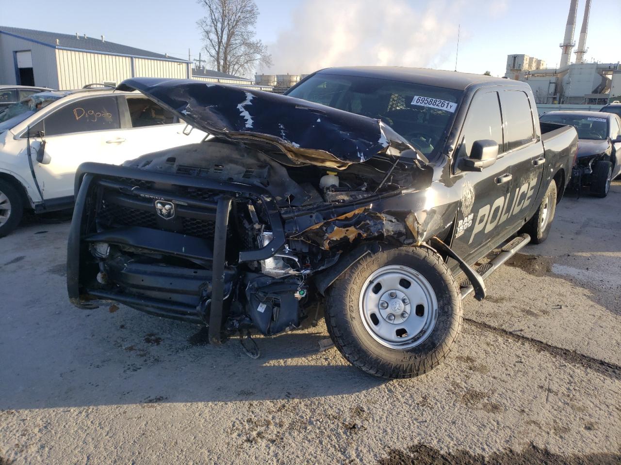 Photo 2 from auction – 2019 RAM 1500 CLASS with VIN 1C6RR7KT7KS668762