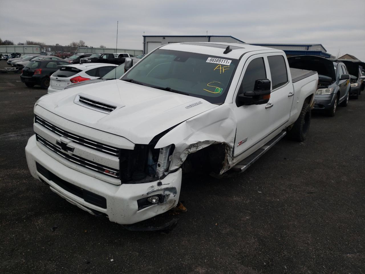 Photo 2 from auction – 2018 CHEVROLET SILVERADO with VIN 1GC1KWEY3JF105517
