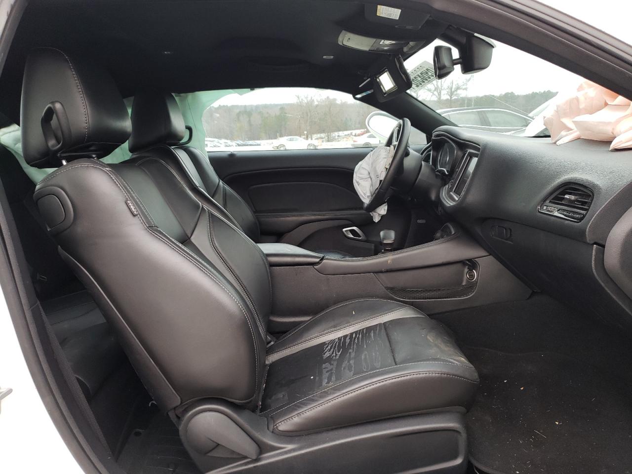 Photo 5 from auction – 2019 DODGE CHALLENGER with VIN 2C3CDZAG6KH659737