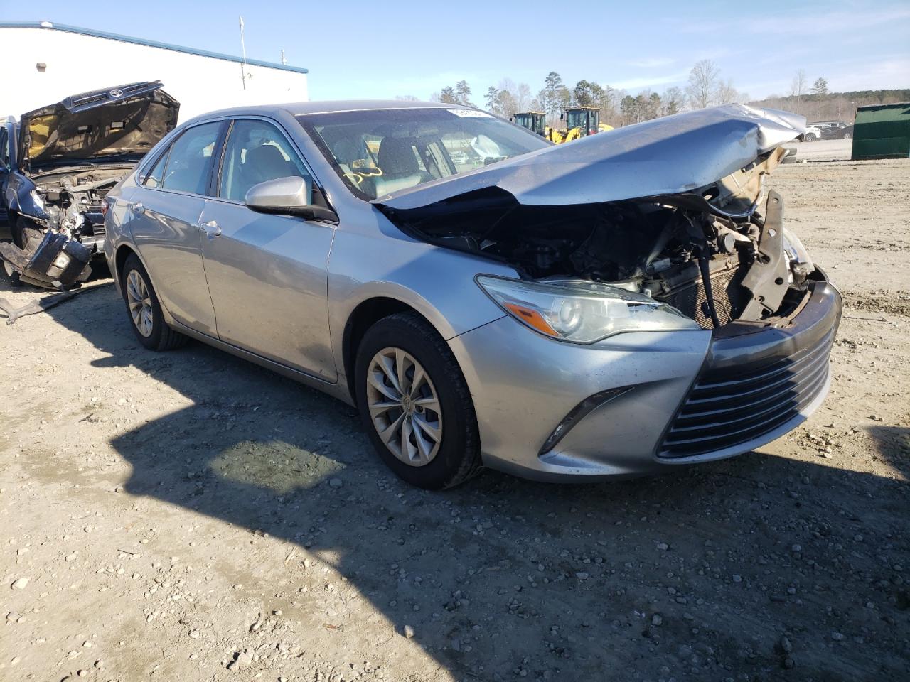 Photo 1 from auction – 2015 TOYOTA CAMRY LE with VIN 4T1BF1FK6FU011569