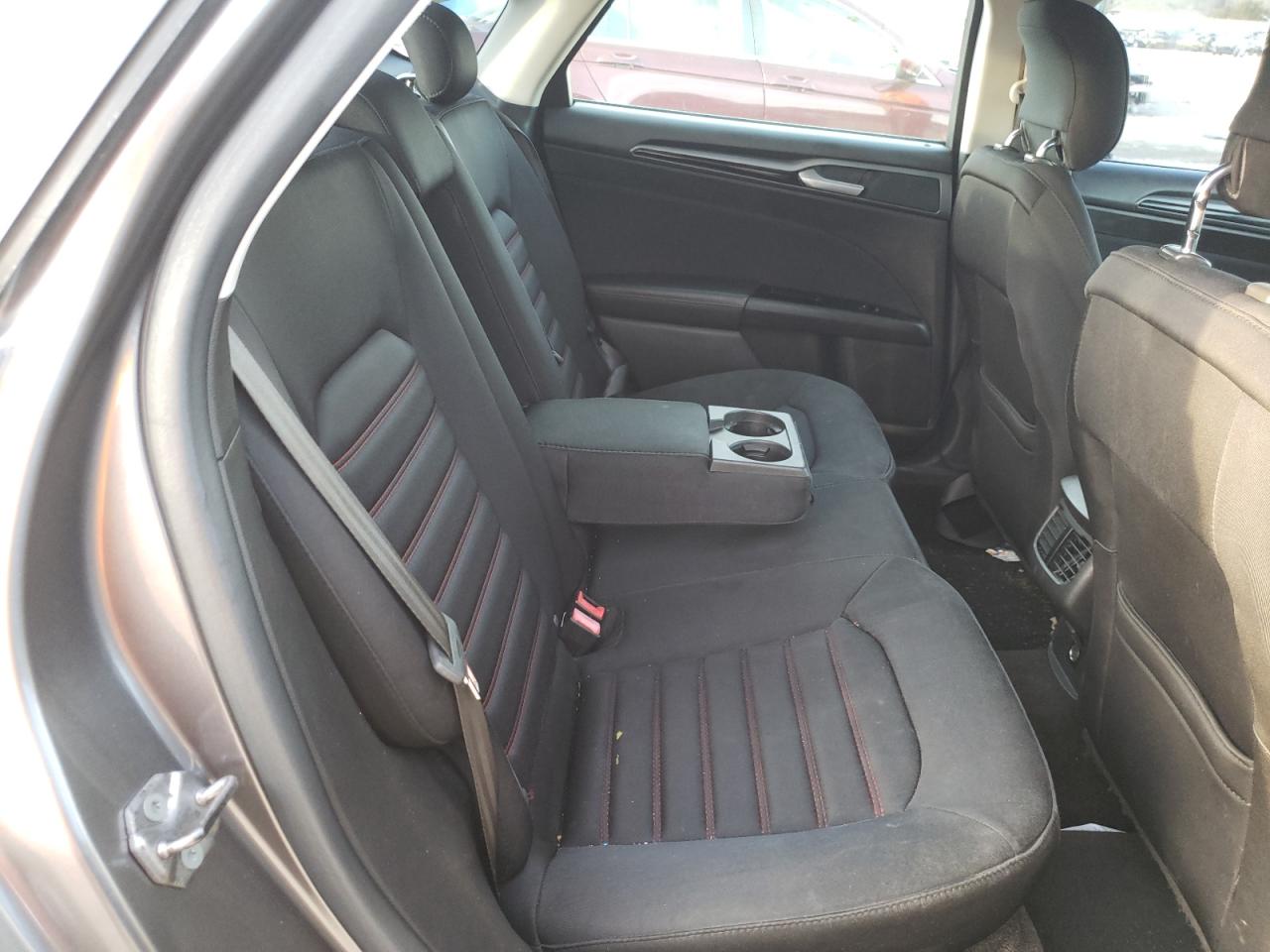 Photo 6 from auction – 2013 FORD FUSION SE with VIN 3FA6P0HR6DR343237
