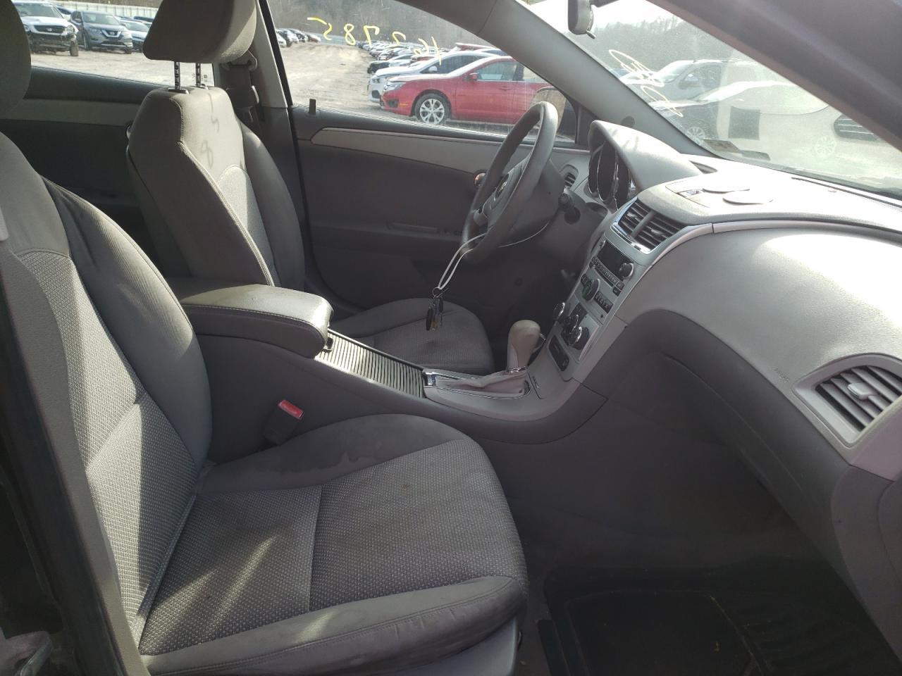 Photo 5 from auction – 2011 CHEVROLET MALIBU LS with VIN 1G1ZA5EU9BF147441