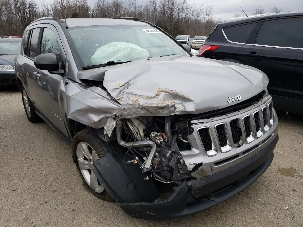 JEEP COMPASS SP 2016 with VIN 1C4NJCBBXGD514685 - Photo from auction