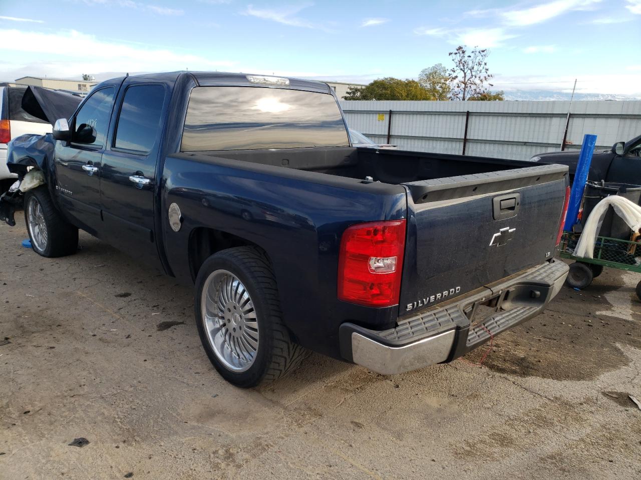 Photo 3 from auction – 2007 CHEVROLET SILVERADO with VIN 3GCEC13C77G550455
