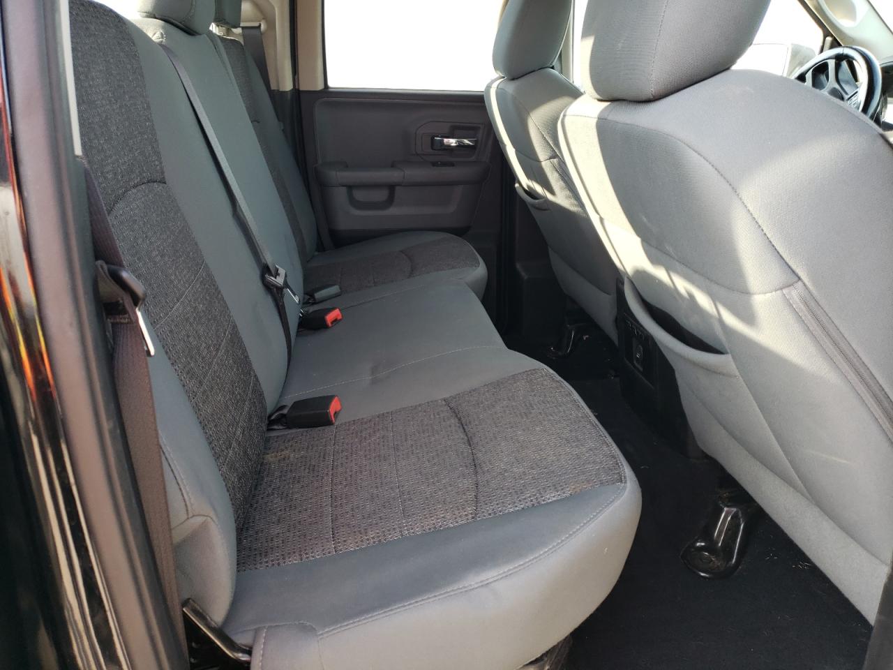 Photo 6 from auction – 2015 RAM 1500 SLT with VIN 1C6RR7GT1FS599694