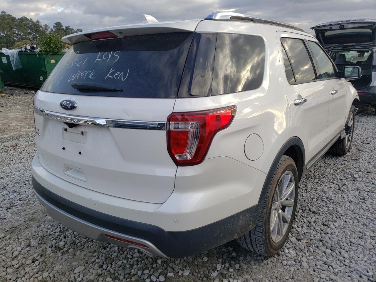 Foto 4 de la subasta – 2017 FORD EXPLORER L con VIN 1FM5K7F81HGE33797