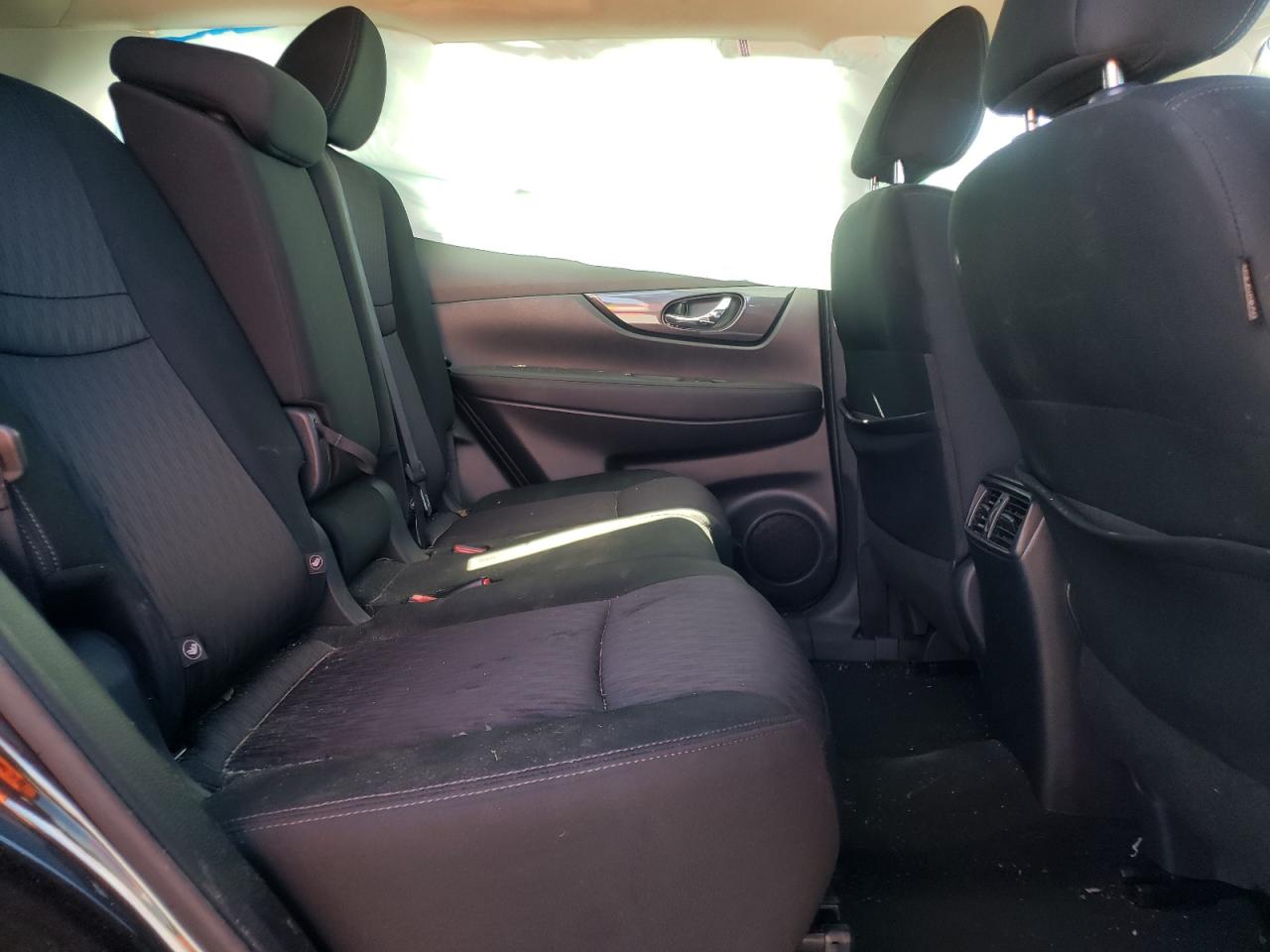 Photo 6 from auction – 2019 NISSAN ROGUE with VIN KNMAT2MT4KP548489