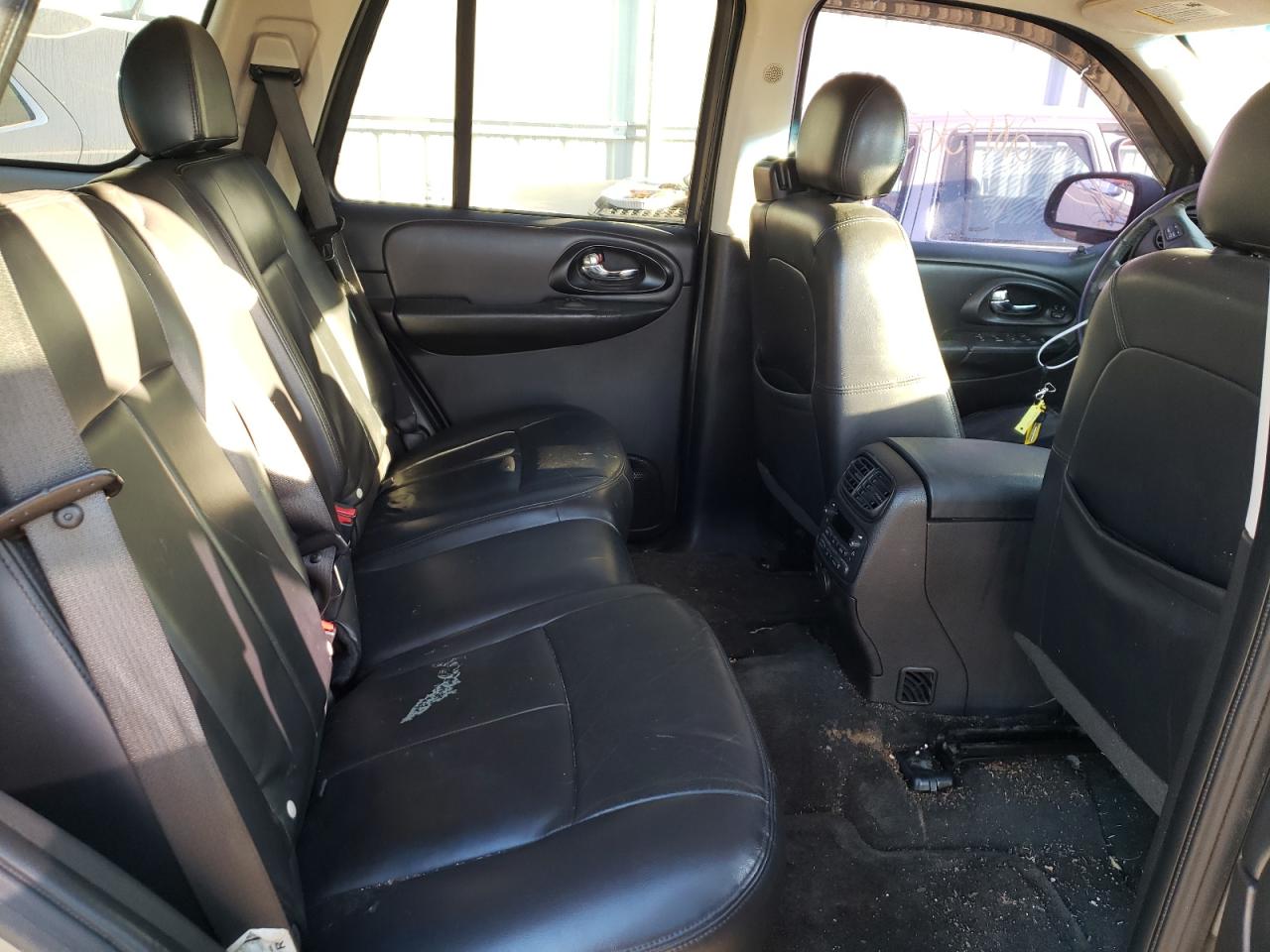 Photo 6 from auction – 2007 CHEVROLET TRAILBLAZE with VIN 1GNDT13S072230834