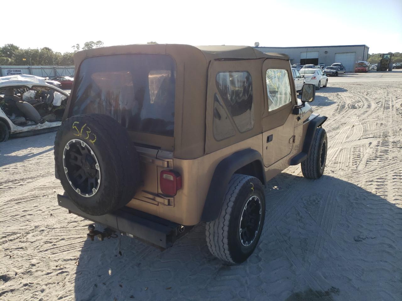 Photo 4 from auction – 2000 JEEP WRANGLER / with VIN 1J4FA29P1YP705664