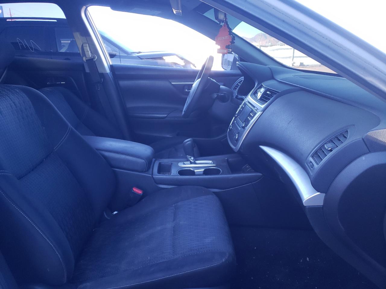 Photo 5 from auction – 2016 NISSAN ALTIMA 2.5 with VIN 1N4AL3AP1GN340964