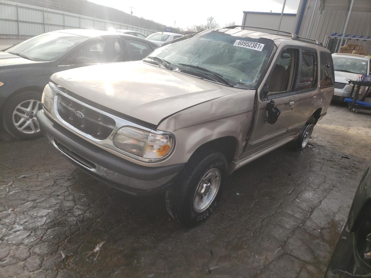 Photo 2 from auction – 1998 FORD EXPLORER with VIN 1FMZU34X8WUB40945
