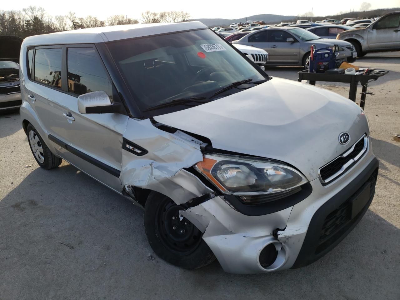 Photo 9 from auction – 2012 KIA SOUL with VIN KNDJT2A5XC7444239