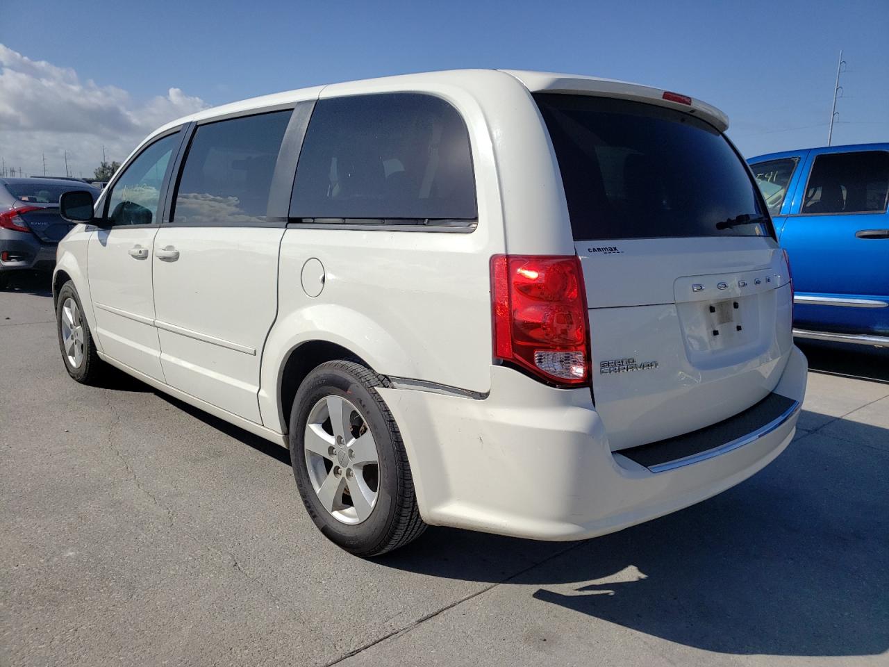 Photo 3 from auction – 2013 DODGE GRAND CARA with VIN 2C4RDGBGXDR534746